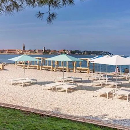 Parentium Apartament *